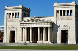 Propyl&auml;en gate in Munich
