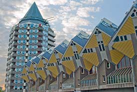 Kubuswoningen, Blaaktoren