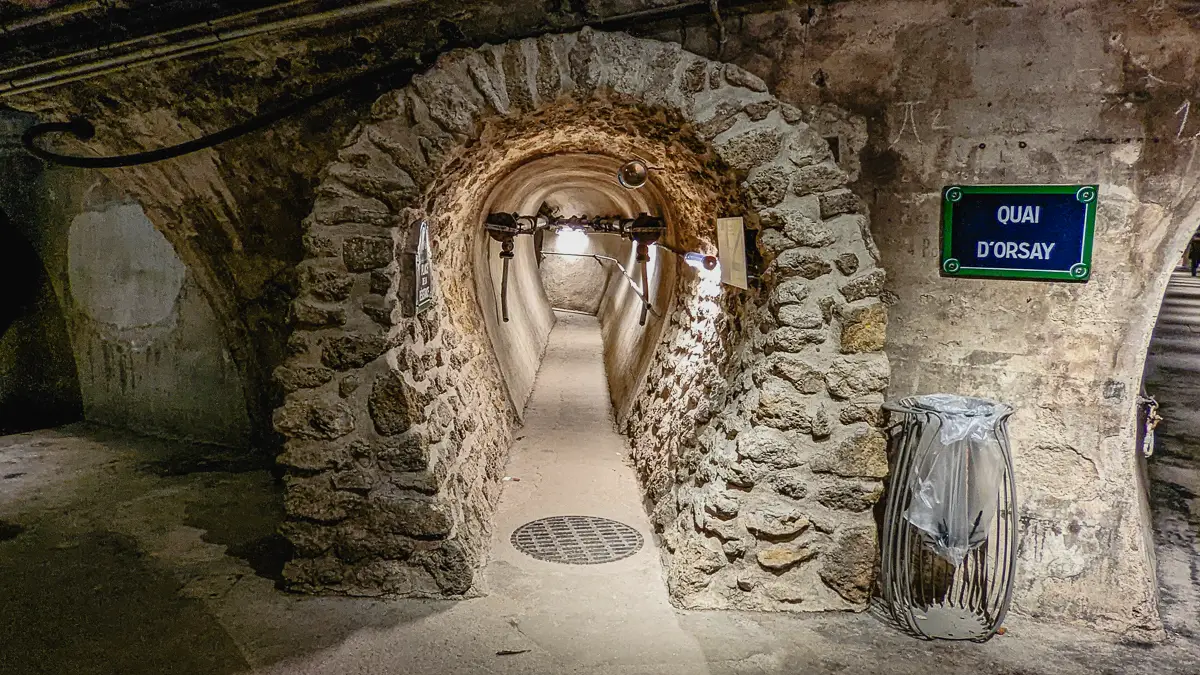 The Paris Sewers Museum, or Mus�e des �gouts de Paris,  incorporates sections of the original sewer system.