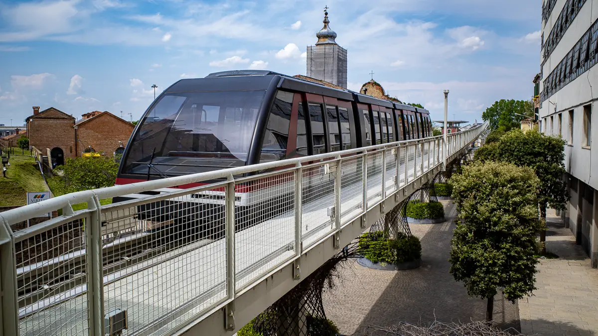 People Mover elevated tramway in Venice.